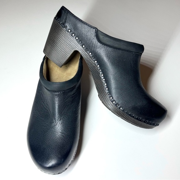 Dansko Women’s Sammy Stylish Leather Mule Black Clog Size- 42 - Picture 6 of 11
